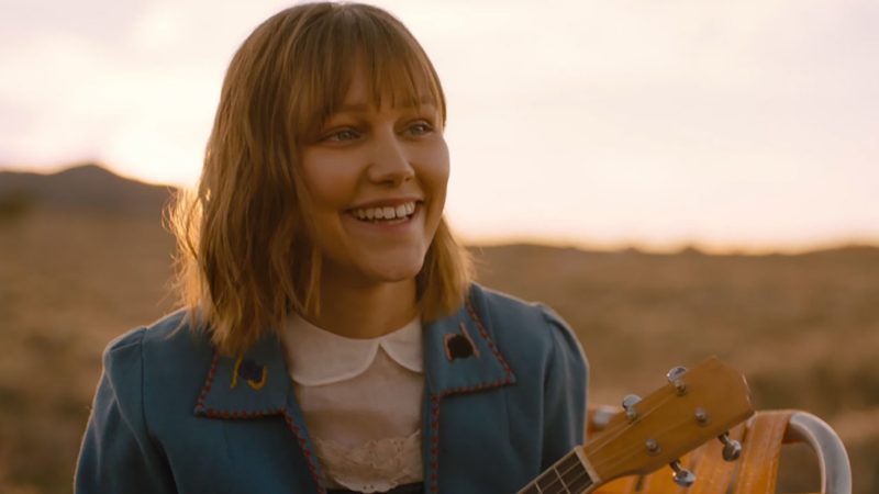 Disney+の開発におけるGrace Vanderwaal主導のスターガールの続編