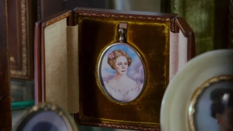 Downton Abbey：新しいERAトレーラーがダウガーの神秘的な過去をからかいます