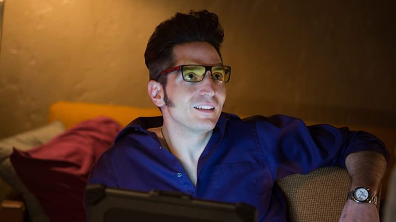 スティーブンキングの写真で撮影が始まると、ブギマンがキャストを締めくくります