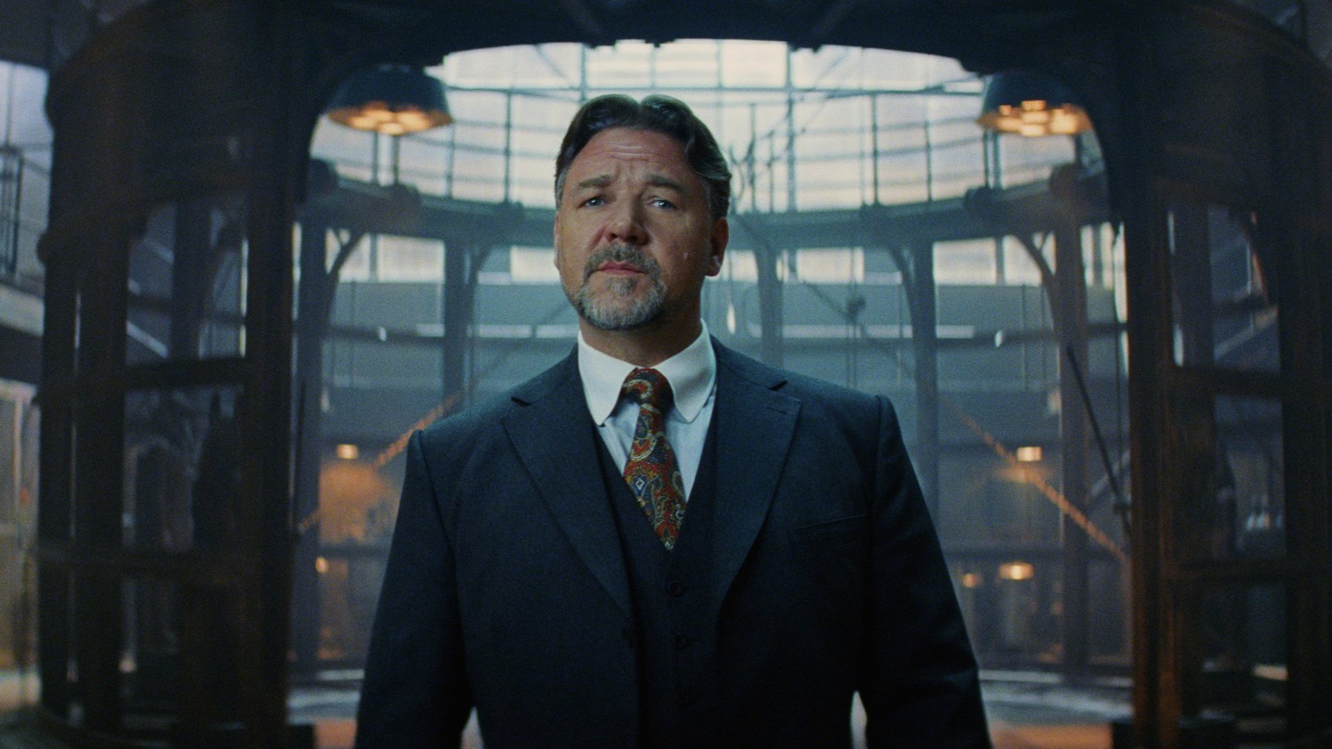 Russell Crowe＆Industry Star To Lead Cold War MovieBillion Dollar Spy